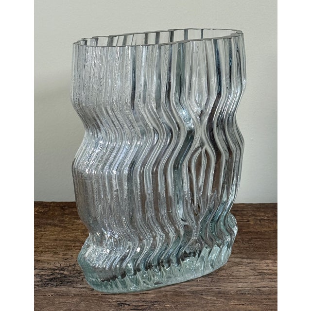 Vintage Martin Freyer for Rosenthal Studio 'Striated Series' Textured Clear Glass Vase Sculptural Modernist Form For Sale In Providence - Image 6 of 11