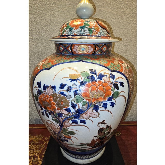 Japanese Verte Imari Covered Jar Circa 19th Century For Sale - Image 4 of 10