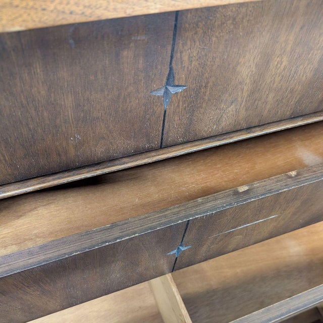 Vintage 1960’s Broyhill Mid-Century Modern Tall Dresser With 5 Drawers For Sale - Image 9 of 14