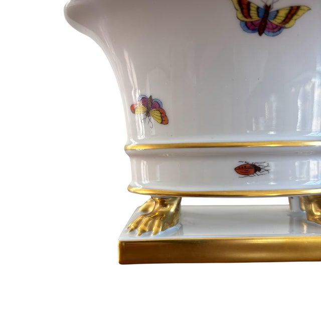 Mid 20th Century Vintage 1950s Herend Hungary Rothschild Bird Oval Cachepot Urn With Gilded Paw Feet For Sale - Image 5 of 10