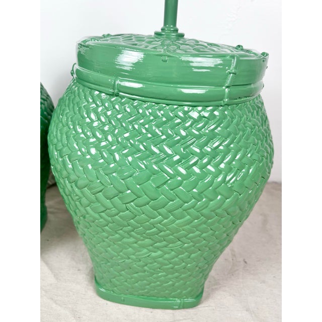 Vintage Newly Lacquered Green Woven Basket Weave Style Lamps- A Pair For Sale - Image 4 of 7