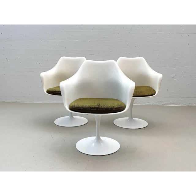 Mid-Century Modern Tulip Armchair by Eero Saarinen for Knoll International, 1956 For Sale - Image 3 of 16