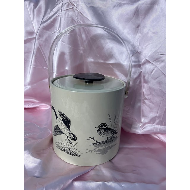 Vintage Duck Glasses With Matching Ice Bucket Set- 7 Pieces For Sale - Image 4 of 6