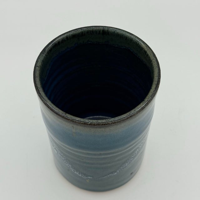 The Skinny There’s something about a good glaze that stops you mid-scroll—and this one absolutely does. A soft gradient of...