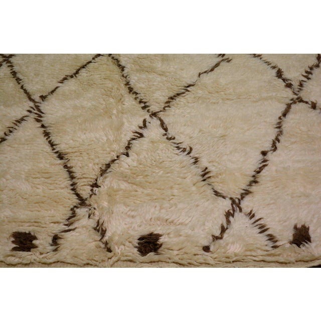 2000 - 2009 Moroccan Hand Knotted Wool Rug, 10'x14' For Sale - Image 5 of 6