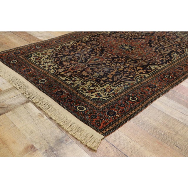 Antique Persian Farahan Rug, 03'05 X 05'00 For Sale In Dallas - Image 6 of 9
