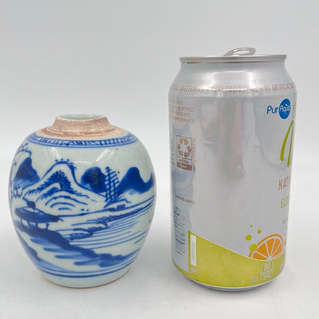 Antique Chinese petite blue and white ginger jar, Qing Dynasty, early 19th C. Small size measures 3 1/4 inches in diameter...