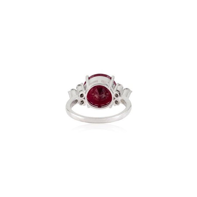 Art Deco 7.2 Carat Deep Red Round Cut Ruby Diamond Ring in Solid Sterling Silver - Size 6.5 For Sale - Image 3 of 12