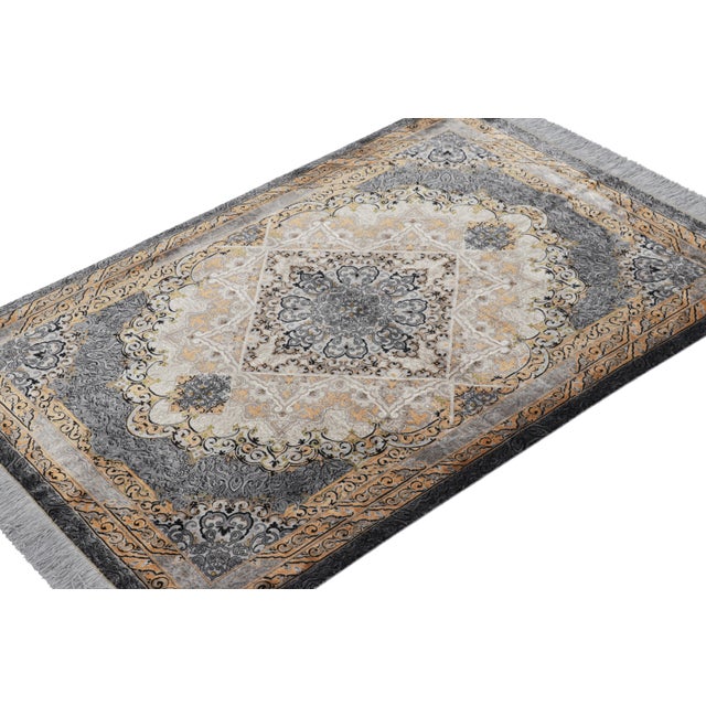 Rug & Kilim Rug & Kilim’s Modern Rug in Silver, Gold, and White With Medallion “Nika” For Sale - Image 4 of 8