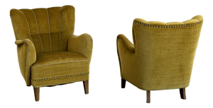 Scandinavian Wingback Lounge Chairs in Olive Velvet from Fritz Hansen, 1940s, Set of 2