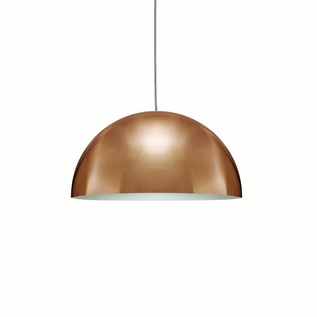 Contemporary Sonora Medium Gold Suspension Lamp by Vico Magistretti for Oluce For Sale - Image 3 of 7