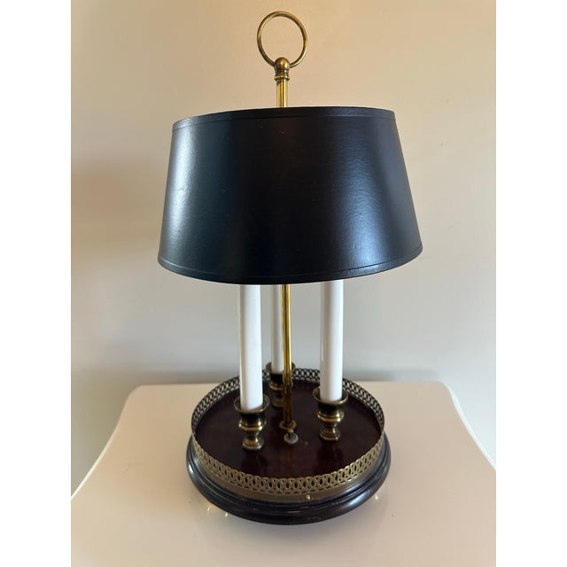 This stunning vintage Knob Creek bouillotte lamp is absolutely stunning and would be a great addition to a desk, bar,...