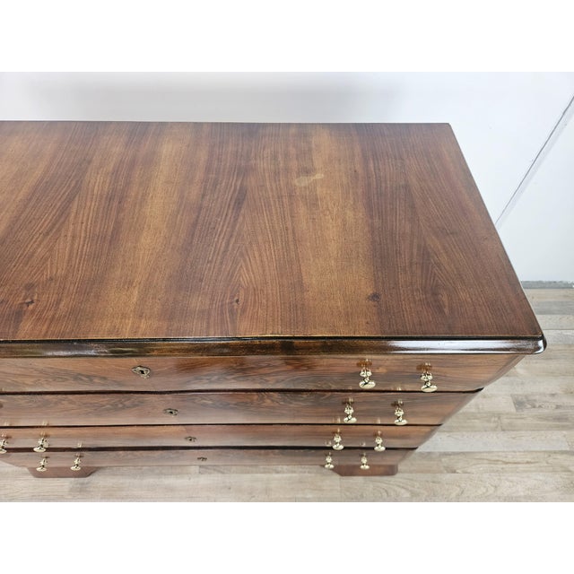 Art Deco Chest of Drawers in Walnut and Brass, 1940 For Sale - Image 6 of 18