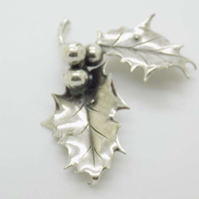 Vintage Italian Handmade Genuine Silver Mistletoe Christmas Decoration From Padua, 1980s Solid 800 Silver Holiday Botanical Miniature Gift For Sale - Image 6 of 11