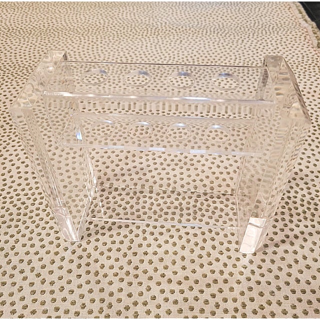 1980s Vintage Lucite Bathroom Set Toilet Paper, Toothbrush, Towel Hook Holder- Set 6 For Sale - Image 5 of 9