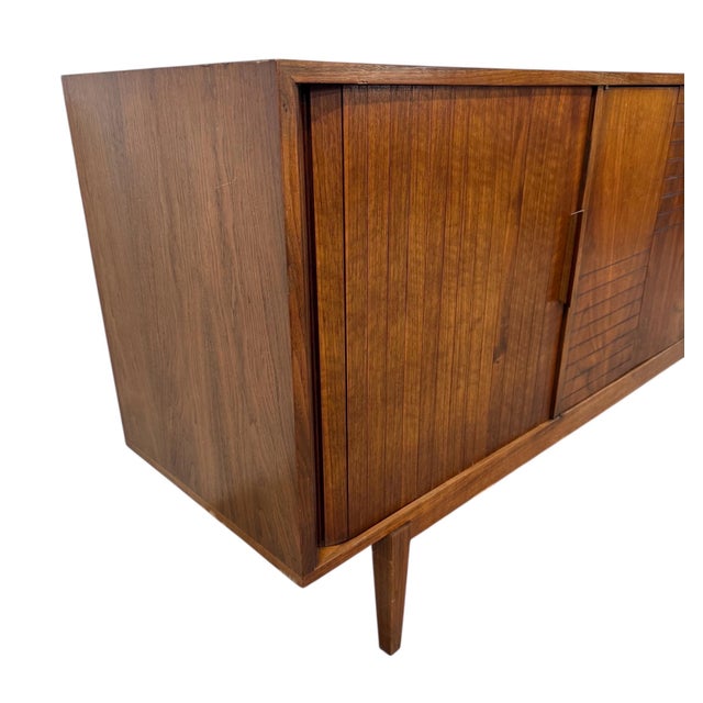 Mid-Century Modern Tambour Walnut 9-Drawer Dresser For Sale In Philadelphia - Image 6 of 9