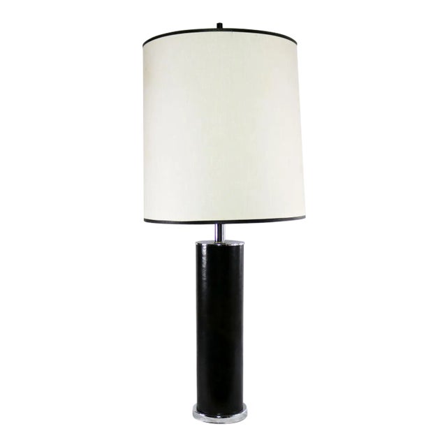 Mid 20th Century Chrome & Black Faux Leather International Style Cylindrical Table Lamp After Walter Von Nessen For Sale