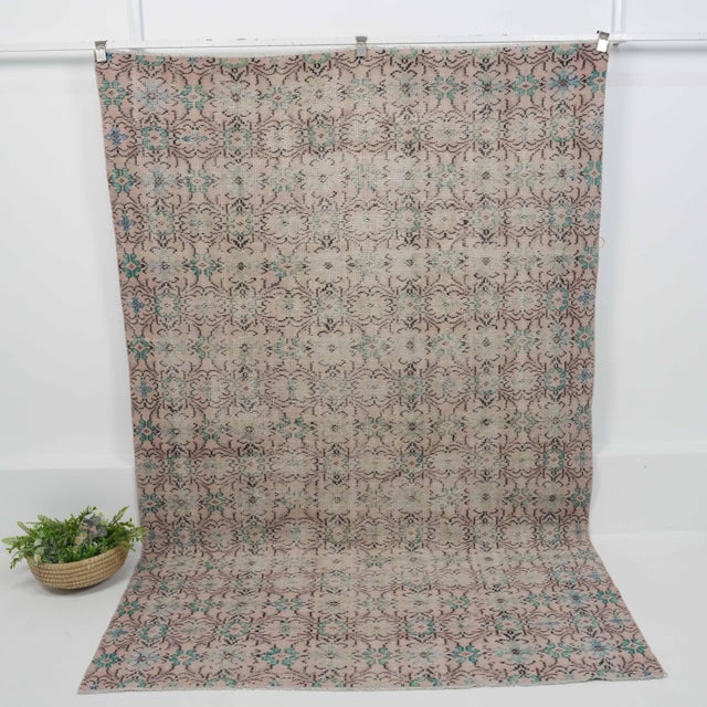 1970s 1970s Vintage Handmade Wool Cotton Pink Area Rug For Sale - Image 5 of 12