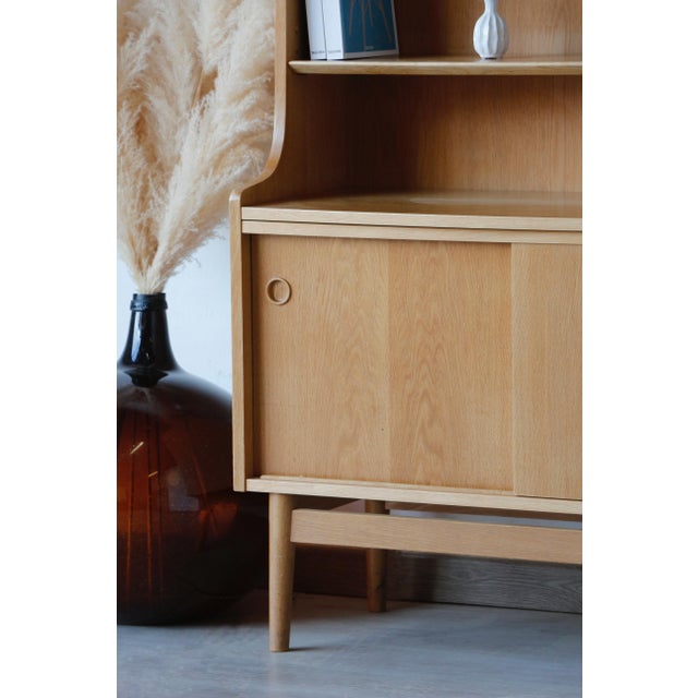 Vintage Scandinavian Oak Bookcase Looking for a beautiful piece of furniture for your living room? Then this Scandinavian...