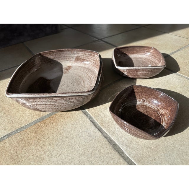 Square Handcrafted Ceramic Art Bowls from Serocka, Germany, 1970s, Set of 3 For Sale - Image 4 of 15