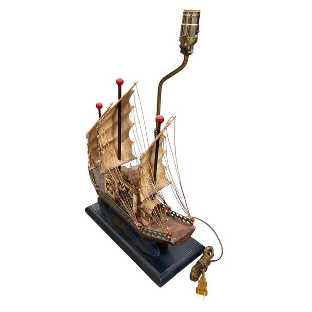 Vintage Mid-Century Handcrafted Chinese Junk Boat Table Lamp For Sale - Image 4 of 12