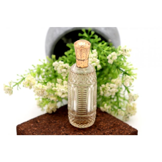 Perfume Bottle, Made of Glass and 15k Gold For Sale - Image 6 of 6