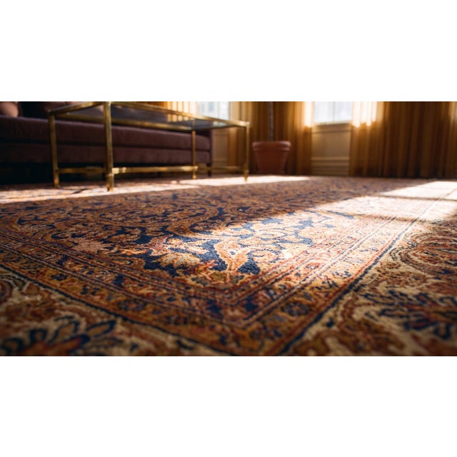 Early 20th Century Persian Sarouk Carpet ( 10'10" x 13'9" - 330 x 420 ) For Sale - Image 9 of 10