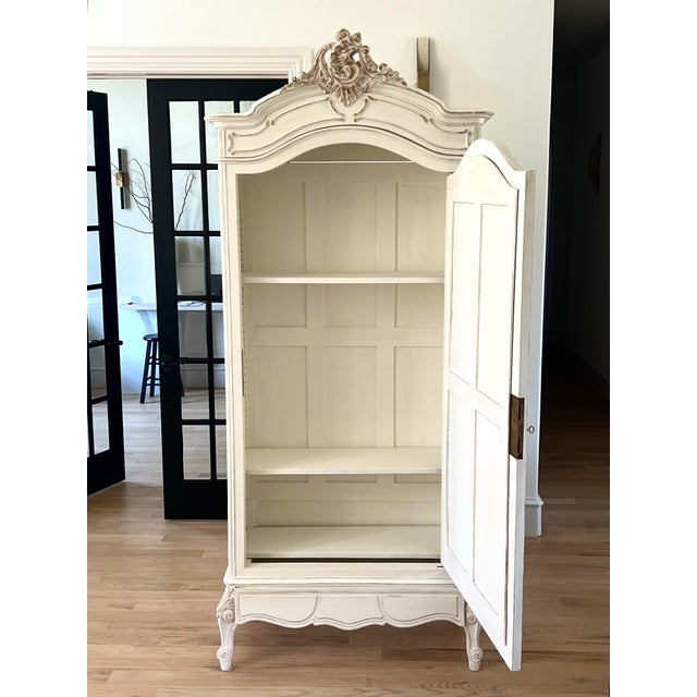 Wood 19th Century French Hand-Carved Mirrored Armoire – Single Door, Ornate Crest, Distressed White For Sale - Image 7 of 12