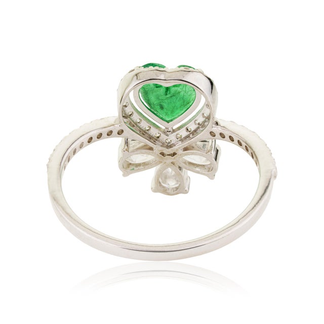 Heart Emerald and Diamond Statement Cocktail Ring in 18k Gold Size 6 For Sale - Image 11 of 18