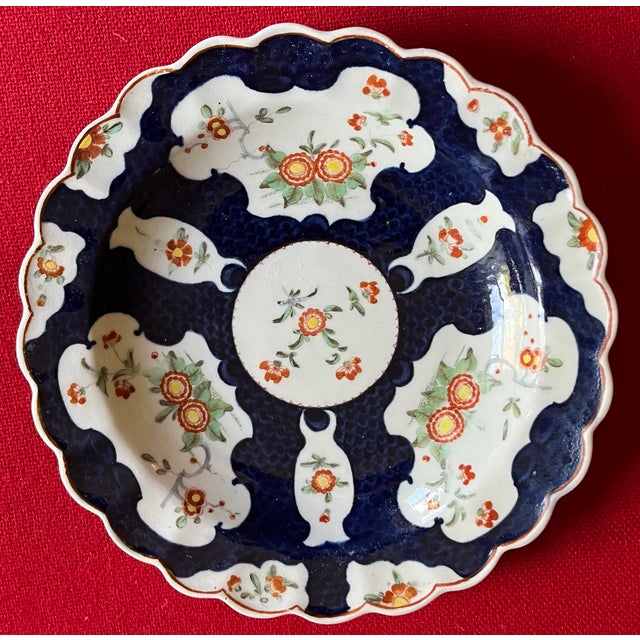 Antique 18th Century English Georgian First Period Worcester Porcelain Blue Scale Plate, Circa 1770 For Sale - Image 9 of 9