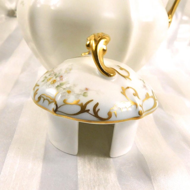 Late 18th Century White Floral Chocolate Pot Teaport Coiffe at Cie Limoges For Sale - Image 10 of 14