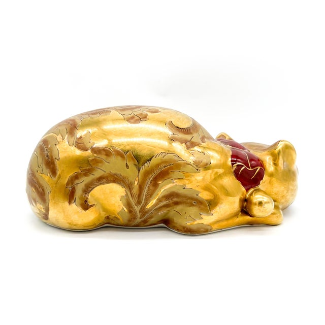 Late 20th Century Vintage Gold Porcelain Sleeping Cat Figurine | Mid-Century Decorative Ceramic For Sale - Image 5 of 13