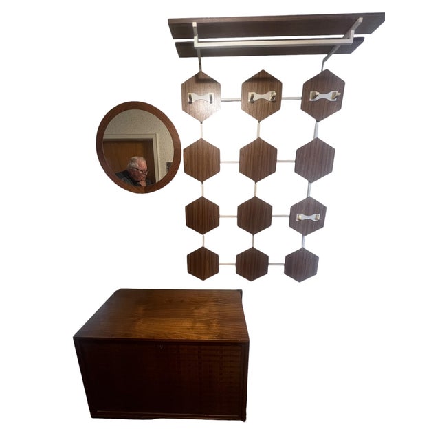 Metal Architectural Danish Modern Entryway Ensemble attributed to Poul Cadovius for Cado, Denmark, 1965, Set of 3 For Sale - Image 7 of 16