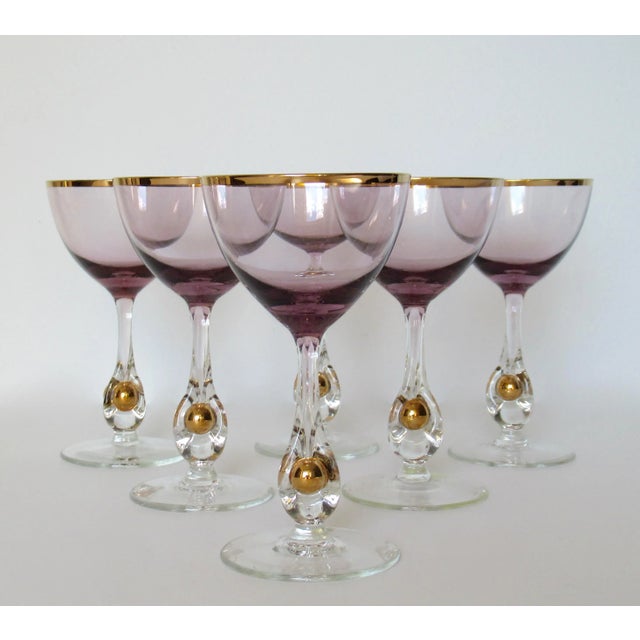 C.1950's Czech Josef Stanik -"Zlata Zuzana" Handblown Amethyst With Gilt Gold Rimmed Stemmed Crystal Apperitif Glasses - Set of 6 For Sale - Image 4 of 13