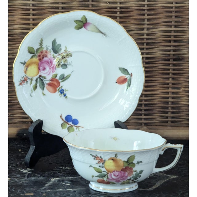 Herend 1990s Herend Fruits & Flowers Pattern Breakfast Cups & Saucers Set- 8 Pieces For Sale - Image 4 of 9