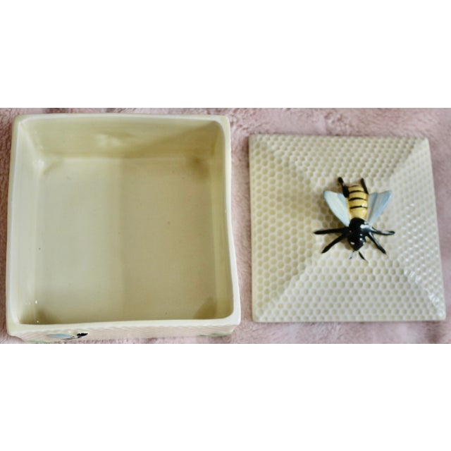 Crown Devon Bee Square Honeycomb Pot For Sale - Image 4 of 6