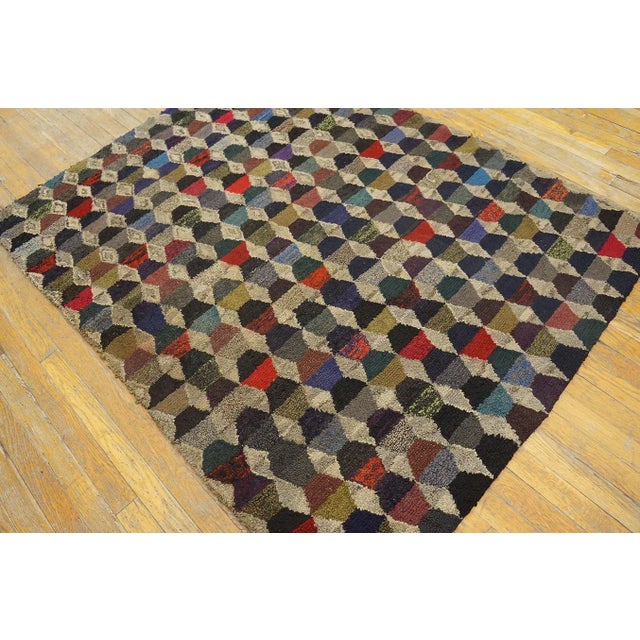 1930s Multicolor Hexagonal Geometric Antique American Hooked Rug 4'2'' X 5'4'' Handwoven Wool Carpet For Sale - Image 4 of 9