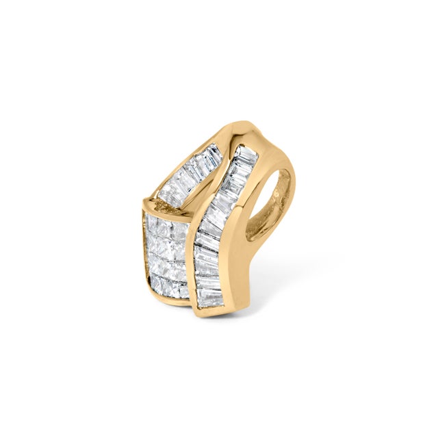 Contemporary 14k Yellow Gold 2.0 Cttw Princess and Baguette-cut Diamond Art Deco Inspired Pendant Necklace (G-H Color, VS1-VS2 Clarity) - 18 Inch For Sale - Image 3 of 7