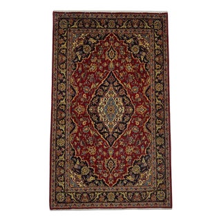 Middle Eastern Rug in Wool For Sale