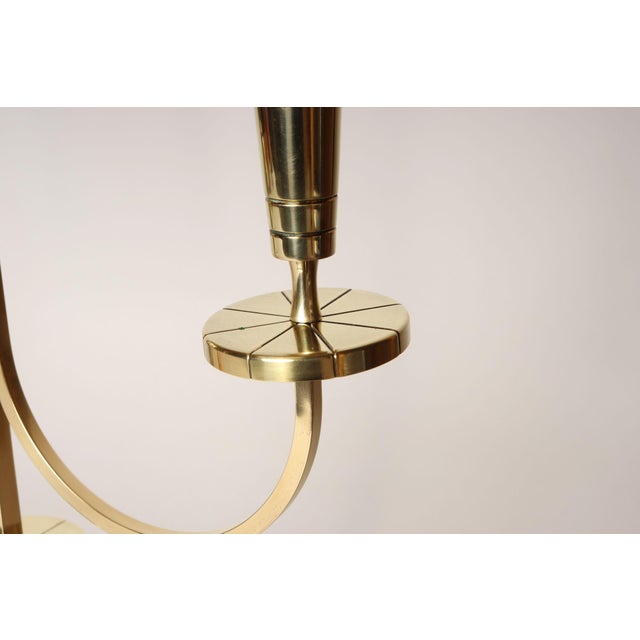 Pair of Vintage Brass Candelabra by Tommi Parzinger for Dorlyn Silversmiths For Sale In New York - Image 6 of 16