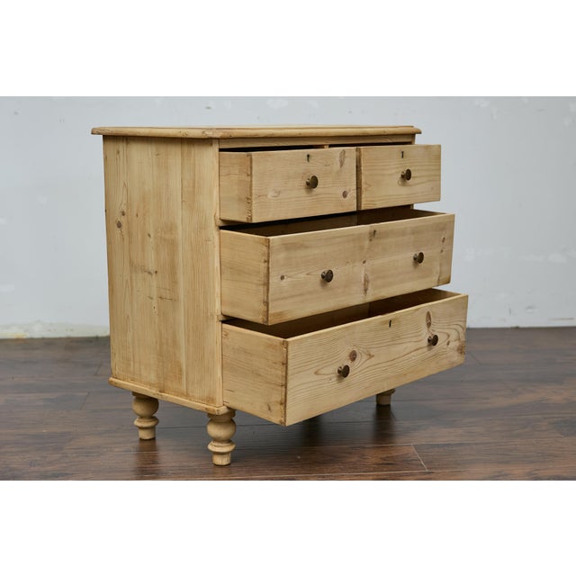 19th Century English 19th Century Pine Four-Drawer Chest with Natural Finish and Turned Feet For Sale - Image 5 of 12