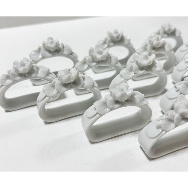 Victorian Vintage German White Porcelain Rose Napkin Rings, Set of 13 – Ak Kaiser For Sale - Image 3 of 11