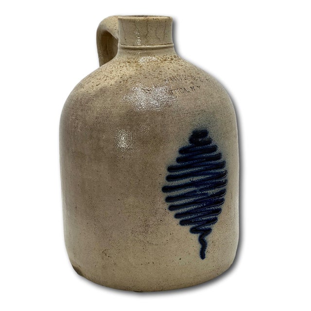 American Excellent Small 1 Gallon Antique American Blue Decorated Stoneware Spirts Jug by N. A. White & Son in Utica N. Y. 1870s For Sale - Image 3 of 18