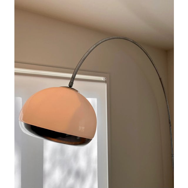 1970s Mid Century Modern Harvey Guzzini Chrome and Marble Arc Floor Lamp For Sale - Image 5 of 13