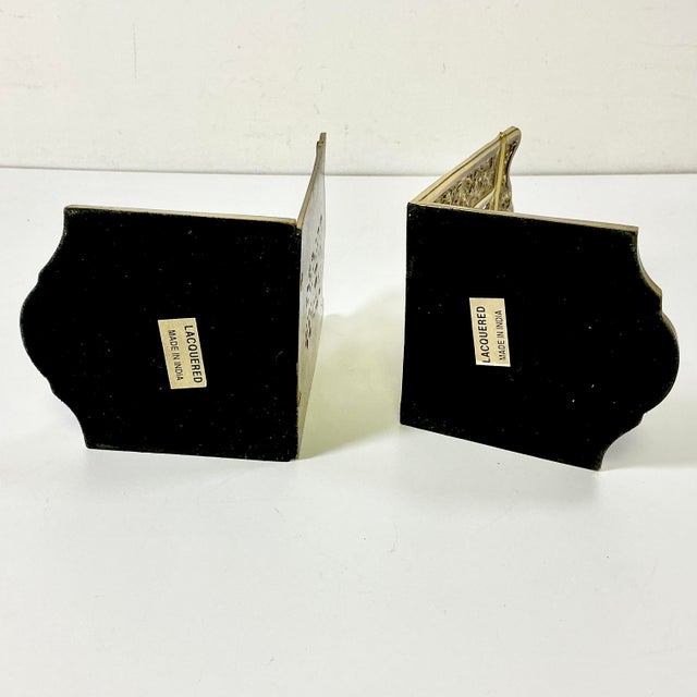 1950s Vintage Mythical Hollywood Regency Boho Chic Brass Winged Lion Bookends - A Pair. For Sale - Image 14 of 14