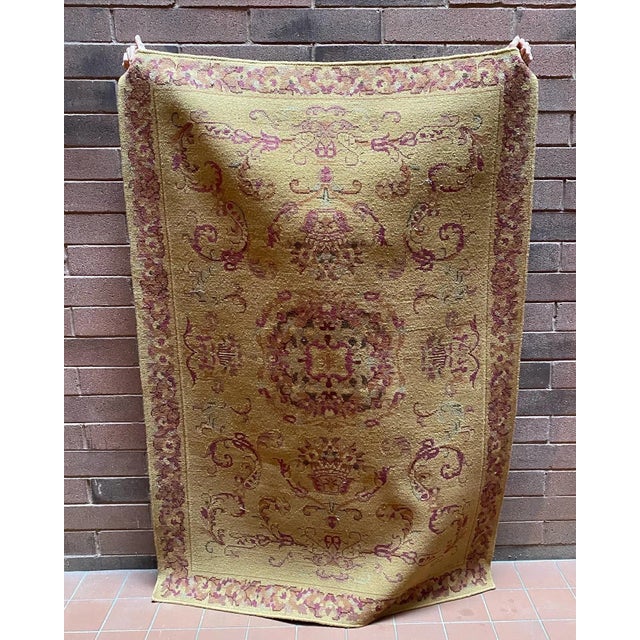 Beautiful soft subdued colors of tan and burgundy that take on different tones depending on angle. Clean and ready for...