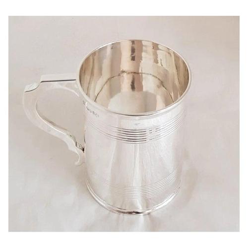 Antique Victorian Sterling Silver Tankard from H. J. Lias & Son, 1877 For Sale - Image 6 of 18