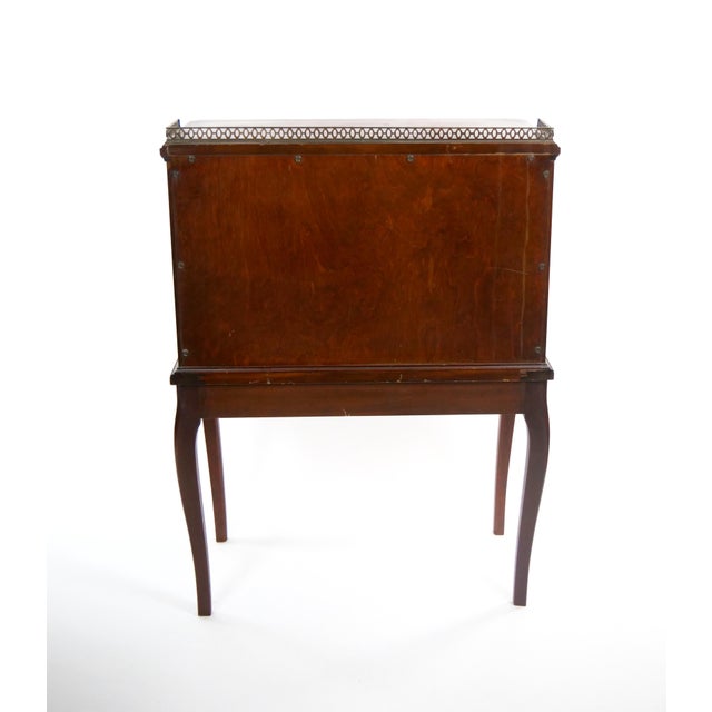 Antique Adam-Style Mahogany Silverware Cabinet, Early to Mid 19th Century For Sale - Image 12 of 13