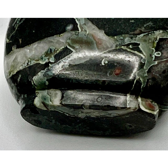 1970s Vintage Frog Skin/Bloodstone Snuff Bottle For Sale - Image 12 of 12