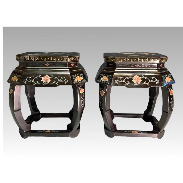 Chinese Jinlong Republic Perod Polychromed Black Lacquer